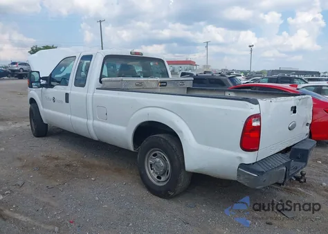 2011 Ford F-250 Xl z USA, uszkodzony, nr VIN 1FT7X2A66BEC37414